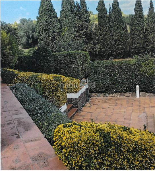 Foto b7430ea9-f7cc-49fc-8823-828d51292b07. Chalet mit parking pool in Parc Bosc-Castell Figueres