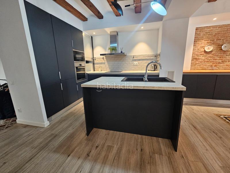 Foto d3228b5a-ff15-433b-a963-f41775363730. Piso oportunidad única en Gòtic Barcelona