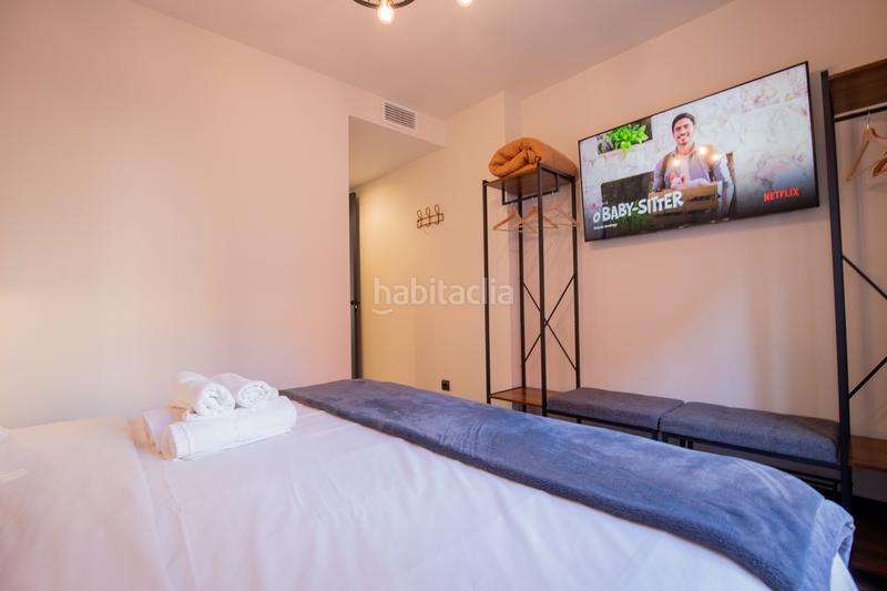 Foto 3bb68369-37a1-47bf-abc8-c6ae263a8fd0. Alquiler piso apartamento con jardín y parking en Madrid