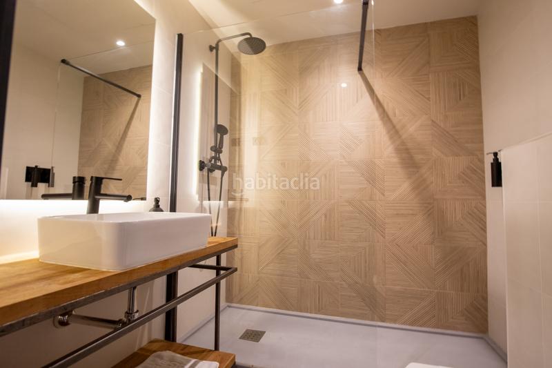 Foto 7d923d71-dffe-4ea8-9824-db51f6c7cc65. Alquiler piso apartamento con jardín y parking en Madrid