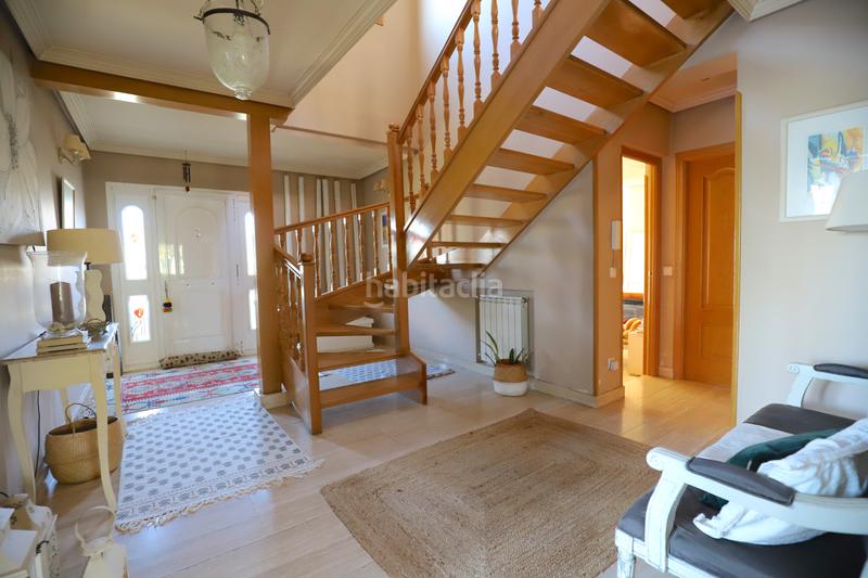 Foto 528a6b1f-eb94-49a6-890d-dee23c74a73c. Chalet con camino riscaldamento parcheggio piscina in Rozas de Madrid (Las)