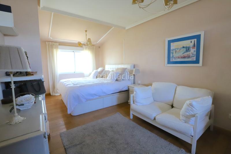 Foto 6585f664-fff2-43cc-9fbd-31430d0a2c8d. Chalet con camino riscaldamento parcheggio piscina in Rozas de Madrid (Las)