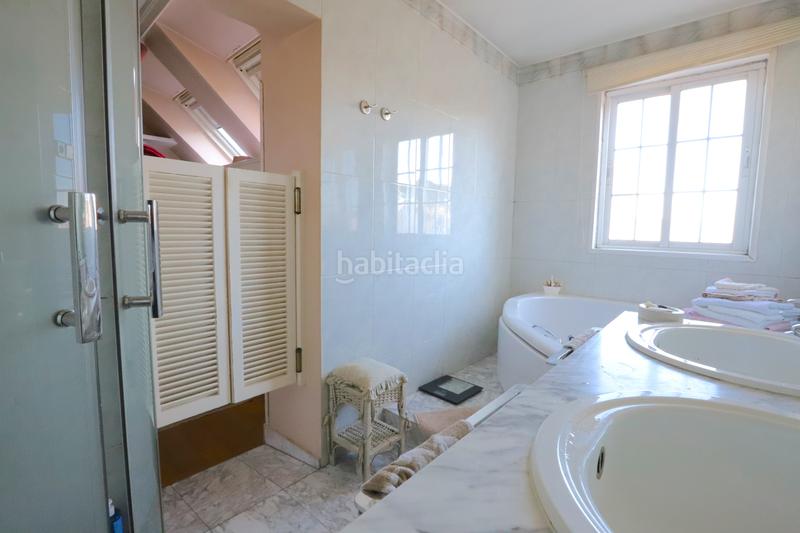 Foto 75a5f336-29b7-44f9-8673-fb206bcb407e. Chalet con camino riscaldamento parcheggio piscina in Rozas de Madrid (Las)