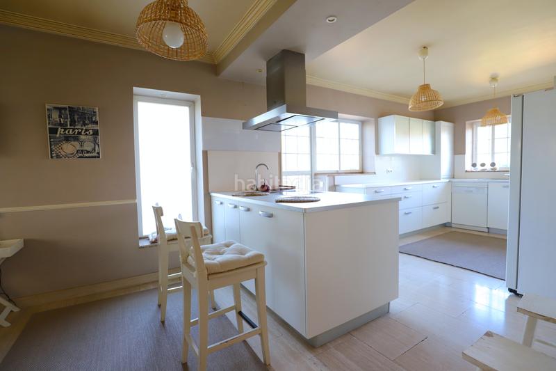 Foto 99bc950b-6d00-4e01-81b7-50b7a13a8135. Chalet con camino riscaldamento parcheggio piscina in Rozas de Madrid (Las)