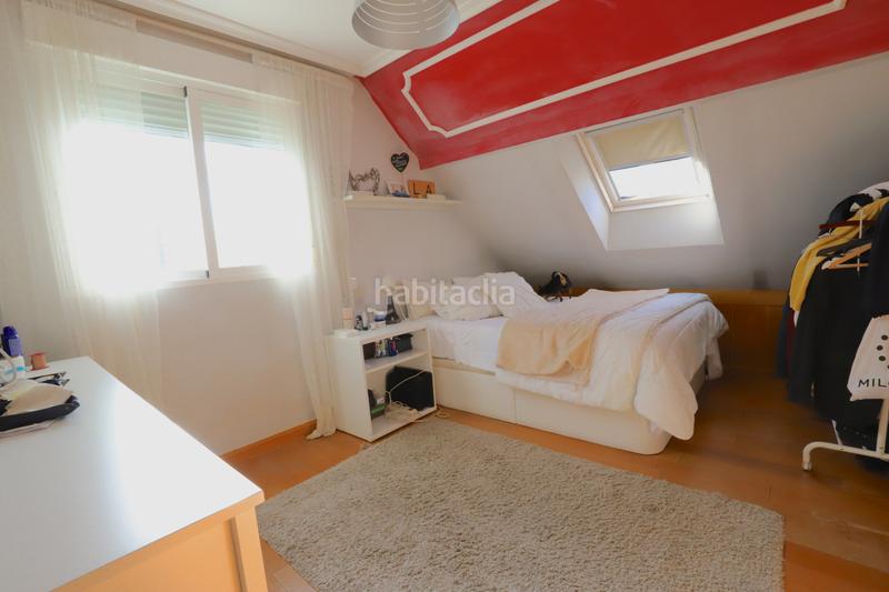 Foto 9a052e80-352c-435d-acc9-479472b5a6cf. Chalet con camino riscaldamento parcheggio piscina in Rozas de Madrid (Las)