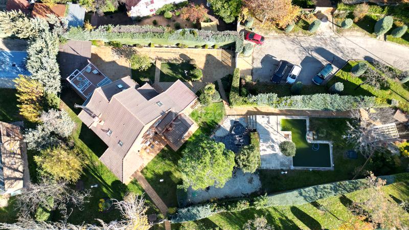 Foto eafe0117-a4bb-47ef-a327-4d74eaf637e8. Chalet con camino riscaldamento parcheggio piscina in Rozas de Madrid (Las)