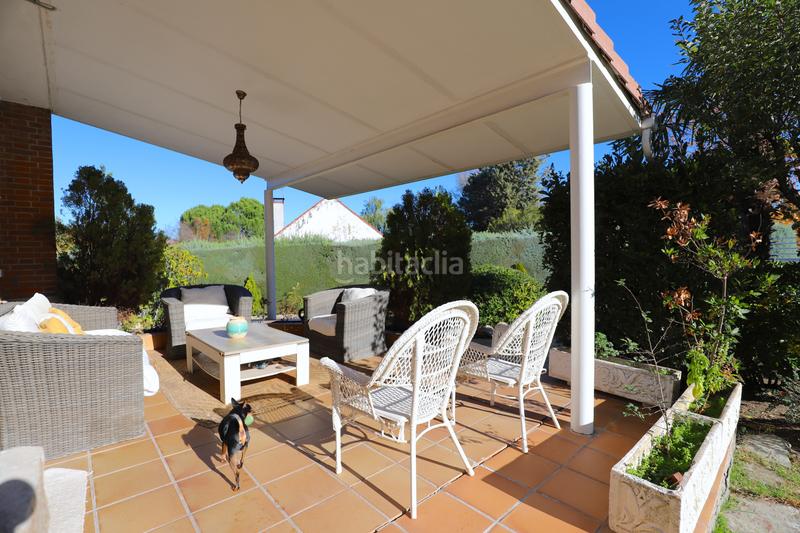 Foto f8ee3791-1198-45cb-846e-28aeaac94399. Chalet con camino riscaldamento parcheggio piscina in Rozas de Madrid (Las)