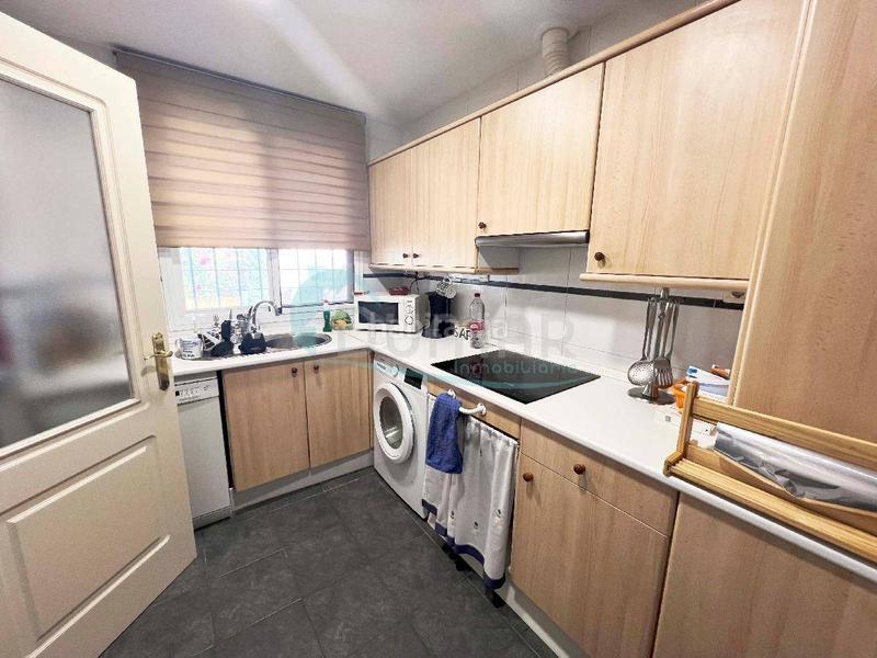 Foto 97cd37c3-95f9-4daf-bc20-ba9994a9349e. Appartamento con parcheggio piscina in Las Brisas Marbella