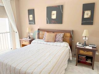 Pis en Las Brisas. Exclusivo apartamento en venta lujo y golf en un entorno mediter