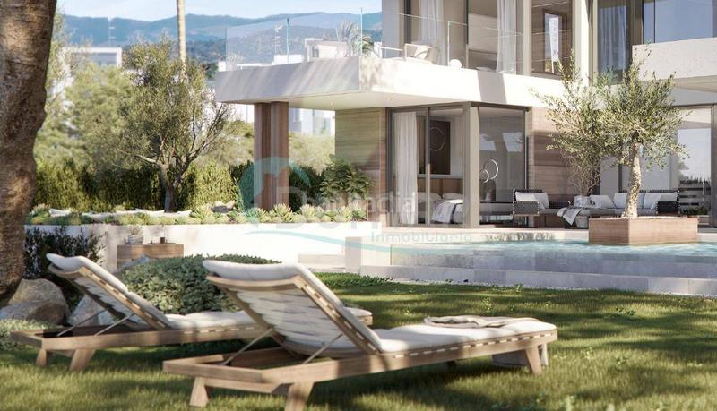 Foto caffc74c-5c00-4b61-b4bf-65f9055eb978. Chalet with parking in Cancelada Estepona