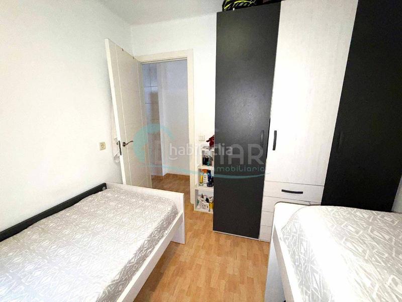Foto 6cf9233a-9cd6-4f04-aa99-d92f249163c5. Piso  con terraza y trastero en el centro de san pedro alcántara ideal para vivir o invertir en Marbella