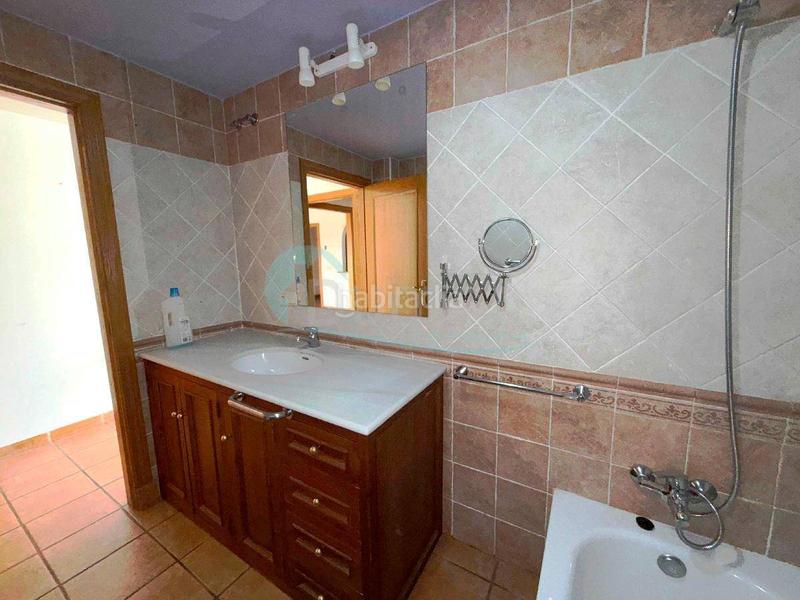 Foto 9f617f62-d1d4-41aa-8521-5543cc9a5208. Piso oportunidad única en san pedro alcántara! piso de 2 habitaciones con terraza, piscina y garaje en Marbella