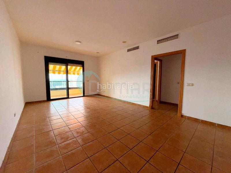Foto d28bb6c4-0603-46ee-9263-c5a42ca5f338. Piso oportunidad única en san pedro alcántara! piso de 2 habitaciones con terraza, piscina y garaje en Marbella