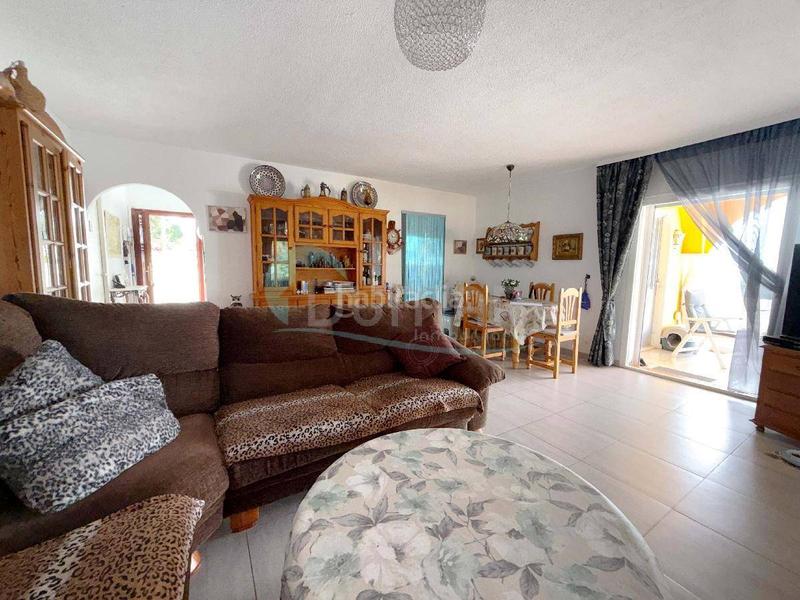 Foto 86d97a35-b983-4256-8ed8-4d4a2822b67f. Chalet con parcheggio piscina in Río Real Marbella