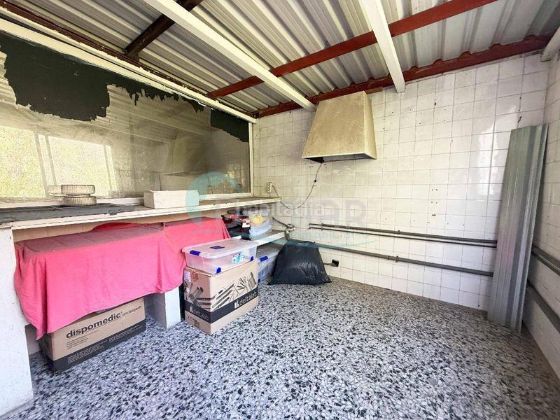 Foto d211c658-9cc1-44cc-8eba-bf0f6d9f7005. Chalet con parcheggio piscina in Río Real Marbella