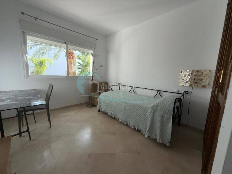 Foto 75a868ec-47ad-448f-b374-8c15eb7dda60. Location appartement avec parking piscine dans Villacana - Costalita - Saladillo Estepona