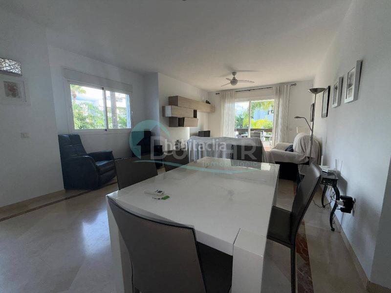Foto d3517ea4-b66f-4341-8124-e12627979c20. Location appartement avec parking piscine dans Villacana - Costalita - Saladillo Estepona