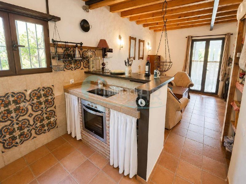 Foto 55dd4e28-f7cf-4331-a330-da05e253c3bb. Casa amb piscina a Las Lomas Estepona