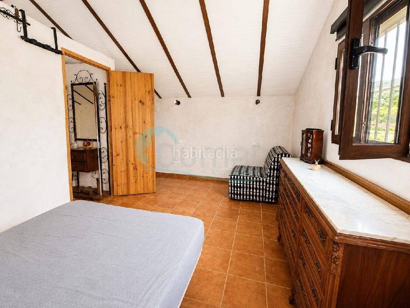 Foto 62f205eb-6e86-498e-93f0-6fd3acc1b148. Casa amb piscina a Las Lomas Estepona