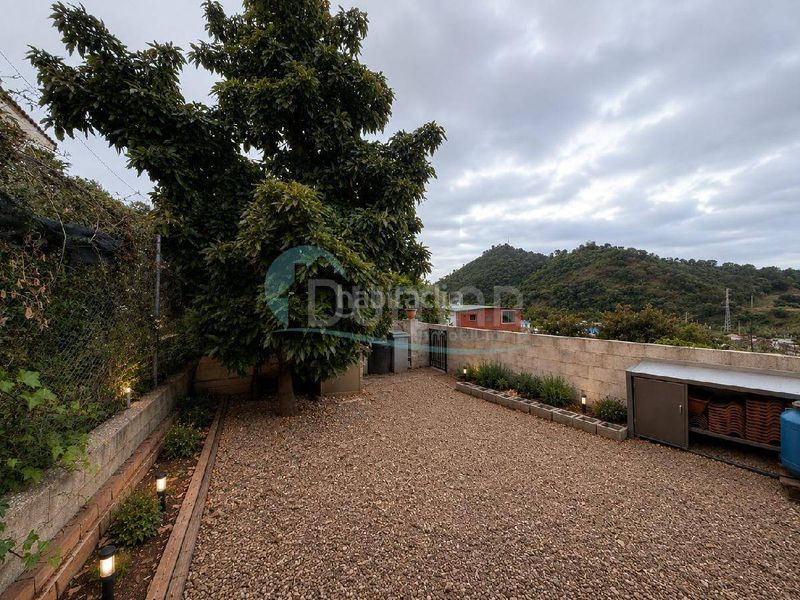 Foto 9f6d0af8-8989-411f-aef9-3650c94d9fb6. Casa amb piscina a Las Lomas Estepona