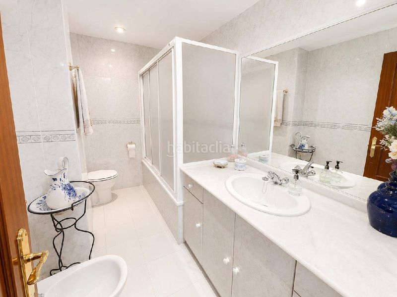 Foto e7ca2896-b8e2-42fc-8094-5f60bd7488e3. Pis a San Pedro de Alcántara Pueblo Marbella