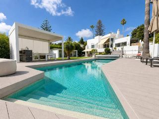 Chalet en Guadalmina Alta. Villa independiente con piscina privada en guadalmina alta  marb