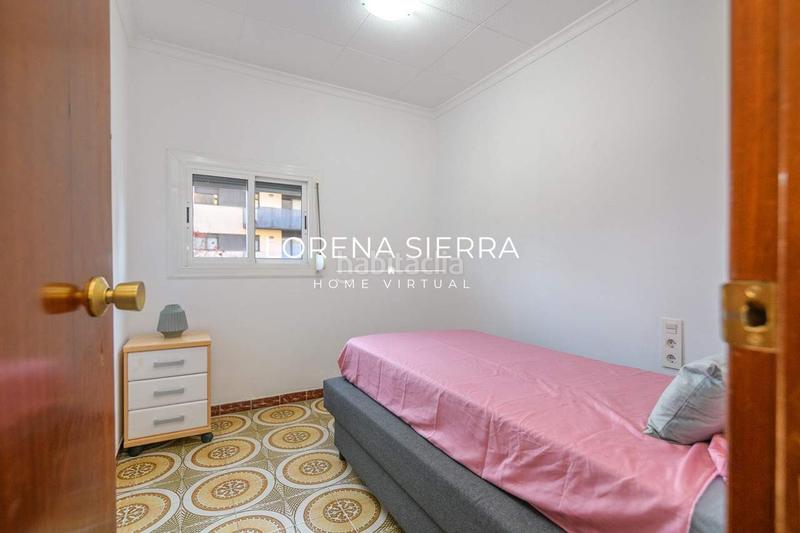 Foto d7bd27b9-5072-4198-b9e6-c114813e0e84. Haus mit heizung in La Roureda Viladecans