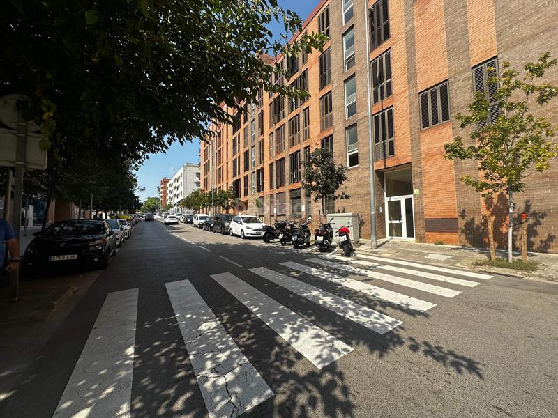 Foto 641f949d-4c11-4943-9b86-02b6fc1795c7. Ático  reformado calle san lluís en Diagonal-Colomeres Gavà