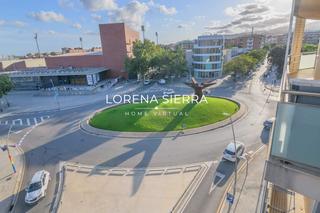 Dachwohnung in Centre. Ático con vistas panorámicas en viladecans