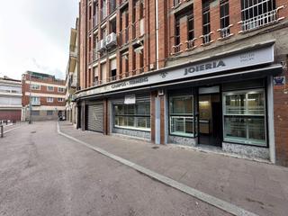 Locale commerciale in Centre