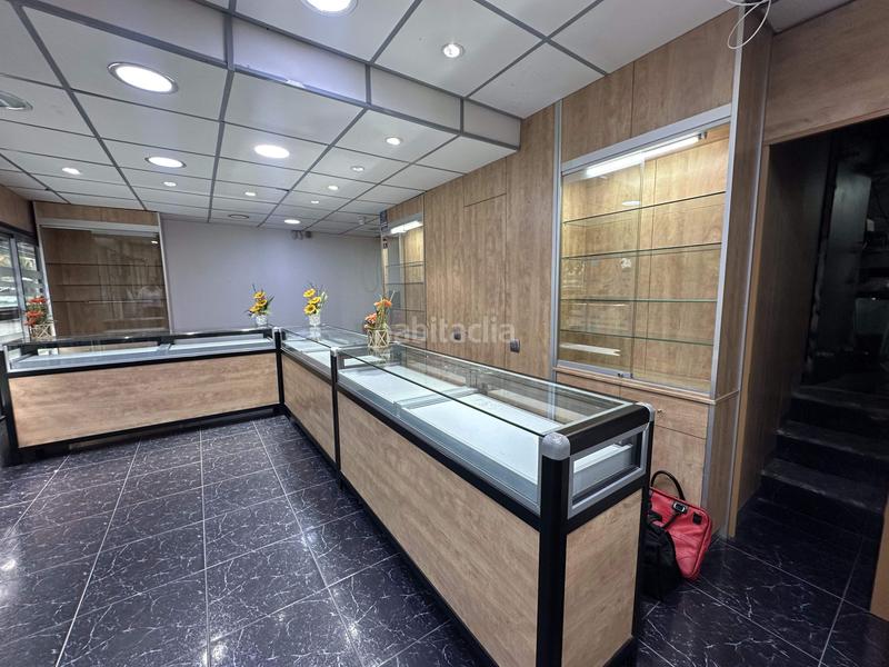 Foto f1afc278-f34a-4996-8bcc-ab289f0be9e2. Affitto locale commerciale in Centre Viladecans