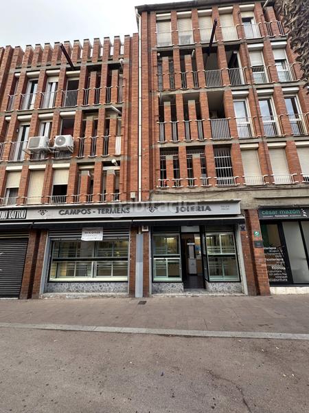 Foto 3723cb9c-e999-4699-86ed-c12cd3db295e. Location local commercial dans Centre Viladecans