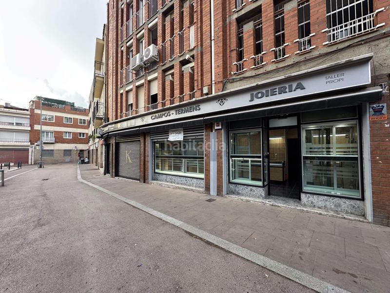 Foto a808367c-8baf-4c2b-97cd-49d02185c64e. Location local commercial dans Centre Viladecans