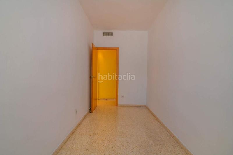 Foto 3477bd79-6b5e-4415-86c8-b3407a082f93. Piso vive el centro con la comodidad de varias terrazas y toda la luz natural en Viladecans