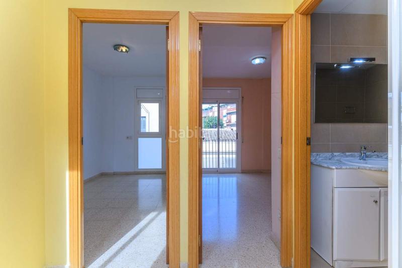 Foto e473d924-8f9b-4505-860b-26d488d95d2d. Piso vive el centro con la comodidad de varias terrazas y toda la luz natural en Viladecans