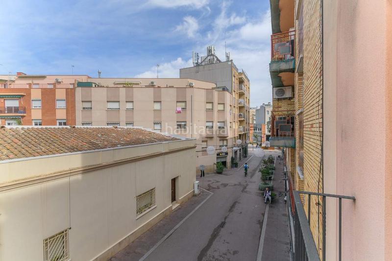 Foto f1bc8398-c90e-45c7-889e-97ffbe05784f. Piso vive el centro con la comodidad de varias terrazas y toda la luz natural en Viladecans