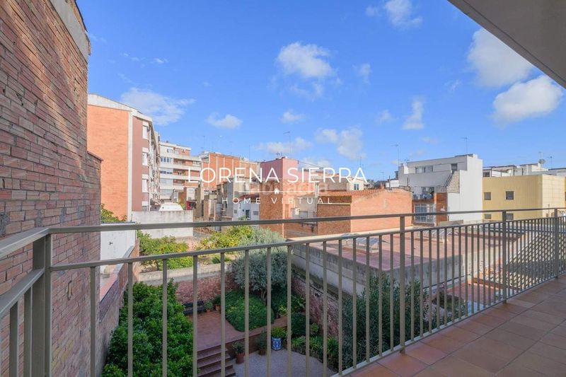 Foto f950739f-f4cc-4d34-a397-4cf211640faf. Duplex con riscaldamento in Centre-Estació Gavà