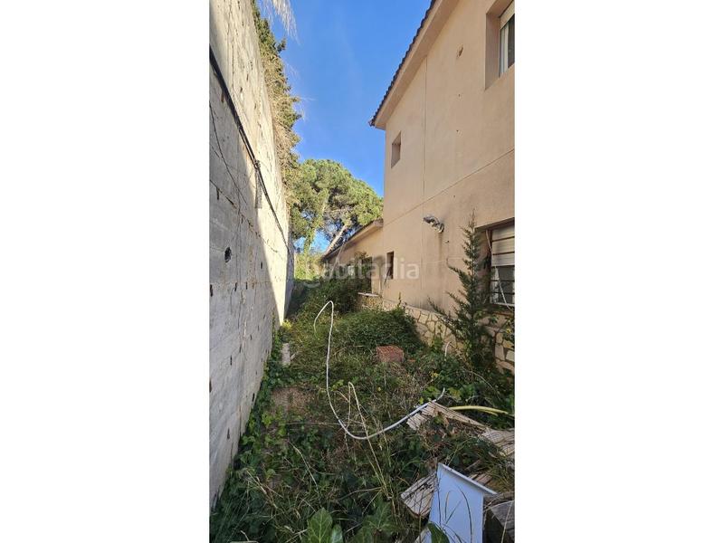 Foto 452c76b6-0229-4b9c-833b-40333435748e. Casa  a reformar en Can Massuet del Far Dosrius