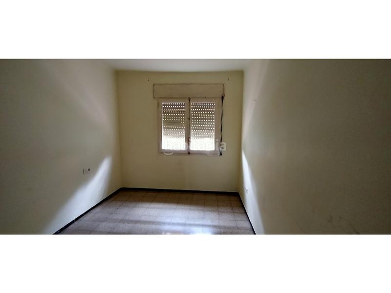 Foto 64480745-105a-4fb5-b535-bd259e9b3fe0. Pis a Anglès