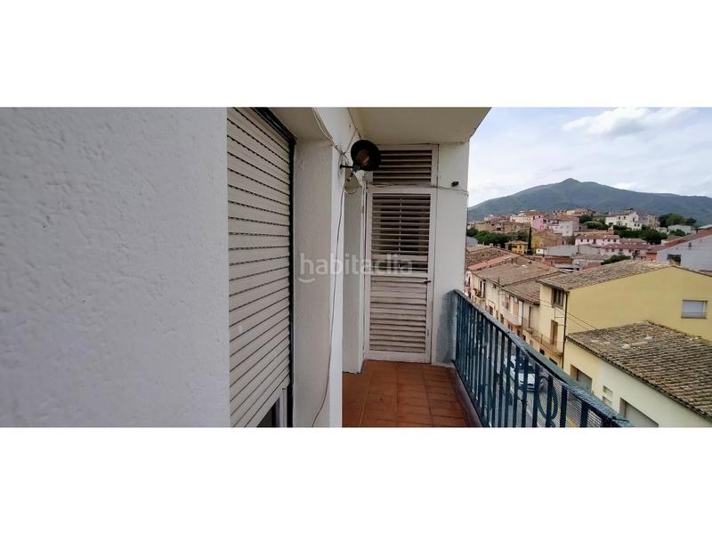 Foto 19d9684b-d9da-44ce-9d0c-38b8169d98c2. Piso  en angles girona amplio y luminoso 3 habitaciones precio 100 x 100 financiado en Anglès