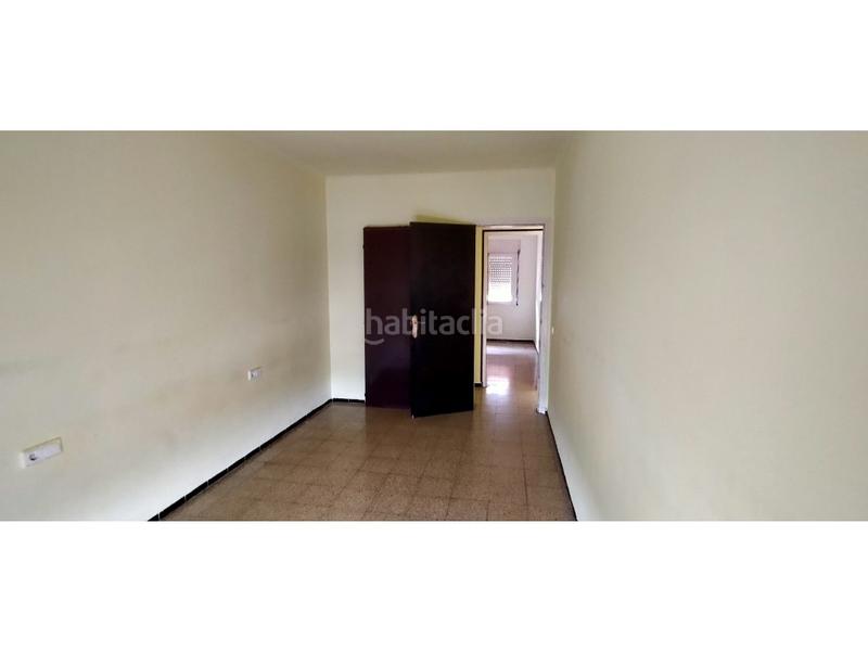 Foto ab8fece9-6583-40cd-9c73-acdea90f746c. Piso  en angles girona amplio y luminoso 3 habitaciones precio 100 x 100 financiado en Anglès
