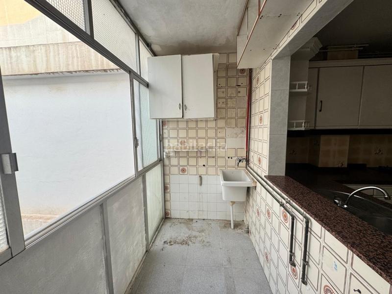 Foto 6912955c-4326-4174-8562-6a260ad36b90. Piso san vicente del raspeig piso exterior de 4dormitorios con terraza 3planta con ascensor en Sant Vicent del Raspeig