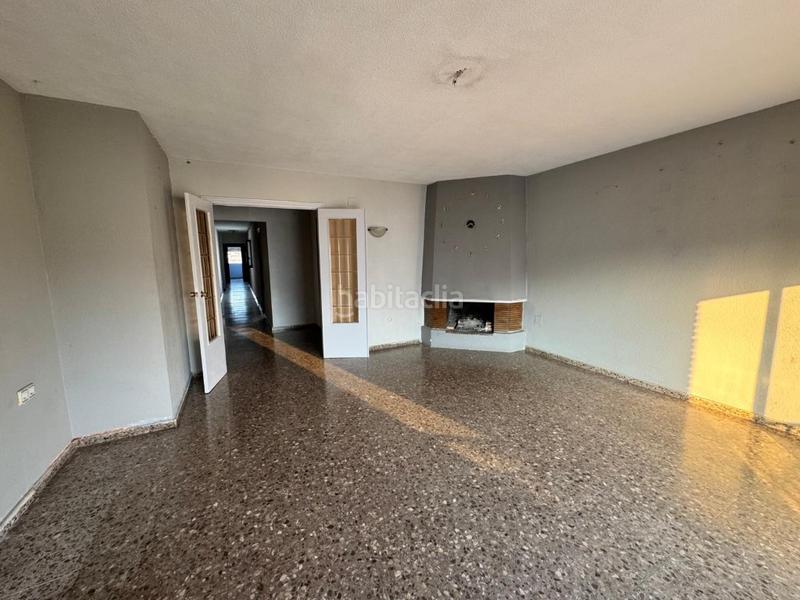 Foto b1c8cec4-44f0-4a56-bd77-b4c2f6029122. Piso san vicente del raspeig piso exterior de 4dormitorios con terraza 3planta con ascensor en Sant Vicent del Raspeig
