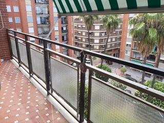 Appartement  N/a. Luminoso piso exterior con 3 dormitorios, terraza y trastero en