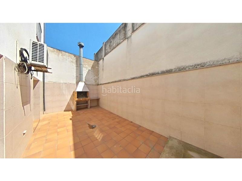 Foto a41aa7d6-d04e-483d-9de1-eb691a3e0894. Casa adosada  con garaje en Palafolls