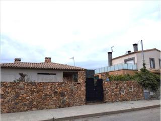 Haus  N/a. Casa en urbanizacion sant daniel de tordera