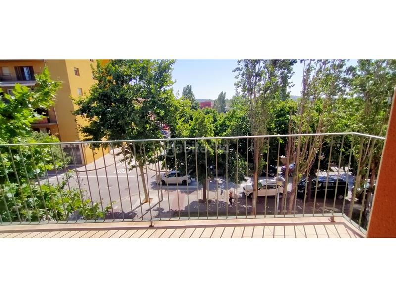 Foto 4be4c68b-b158-4eb2-abf2-b315bd43dae1. Piso  con balcon terraza y parking en excelente estado para entrar ya 3 dormitorios dos baños financiación 100 del en Palafrugell