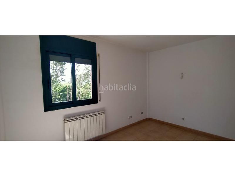 Foto 8a0d1589-6e81-4cb9-a953-1f1bf0f2d2a0. Piso  con balcon terraza y parking en excelente estado para entrar ya 3 dormitorios dos baños financiación 100 del en Palafrugell