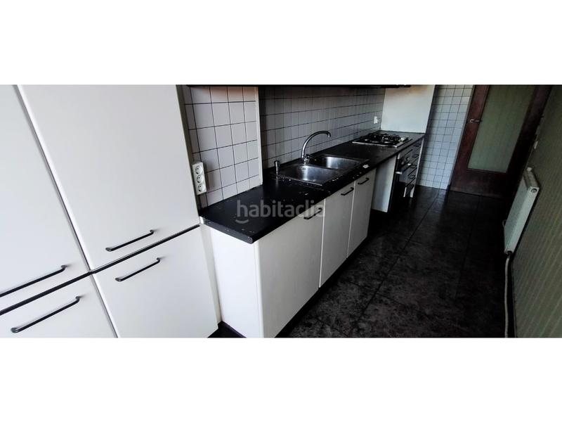 Foto a4458662-9dcd-4591-aa6f-1c6a2c600145. Piano terra in Eixample-Horta Capallera Figueres
