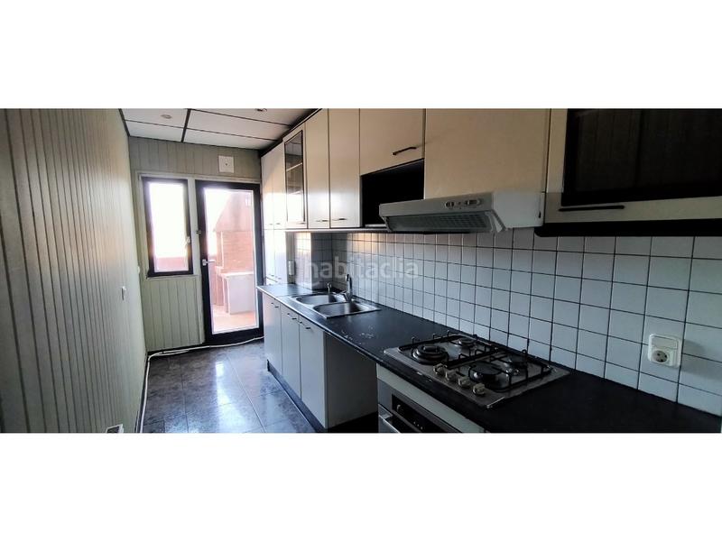 Foto a5db5791-77e4-4f77-8932-e45ba0332ae4. Piano terra in Eixample-Horta Capallera Figueres